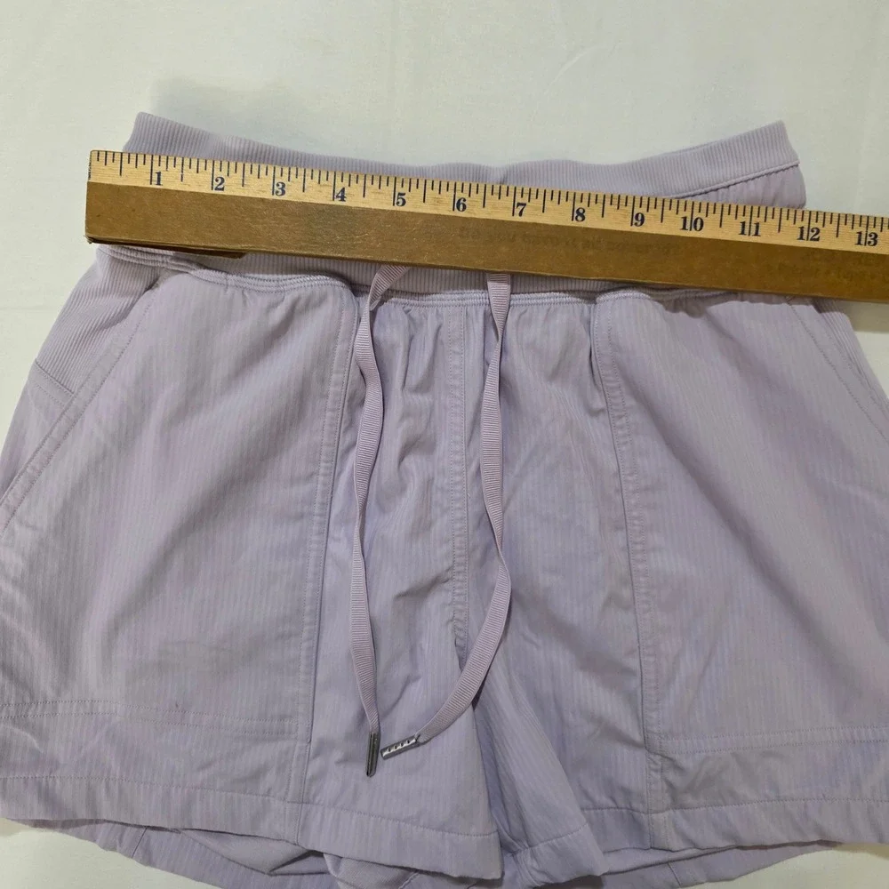 Lululemon Dance Studio High Rise Shorts 3.5